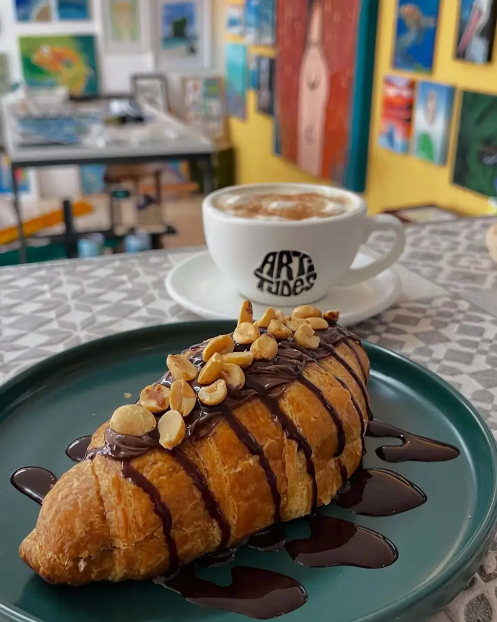 Artitudes_Art_Cafe_(4)_-_verkleind