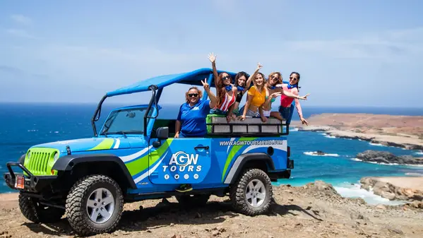 Aventura en jeep: Piscina Natural, cuevas y Baby Beach