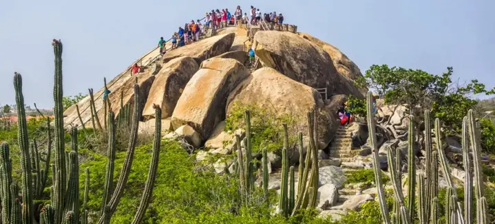 Create_Your_Own_Private_Island_Tour_–_Chogogo_Tours_(5)_-_Verkleind