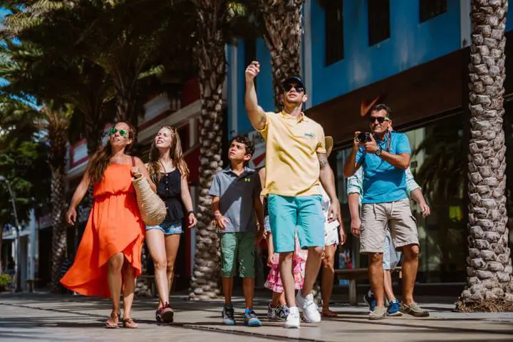Passeios a pé pelo centro de Aruba