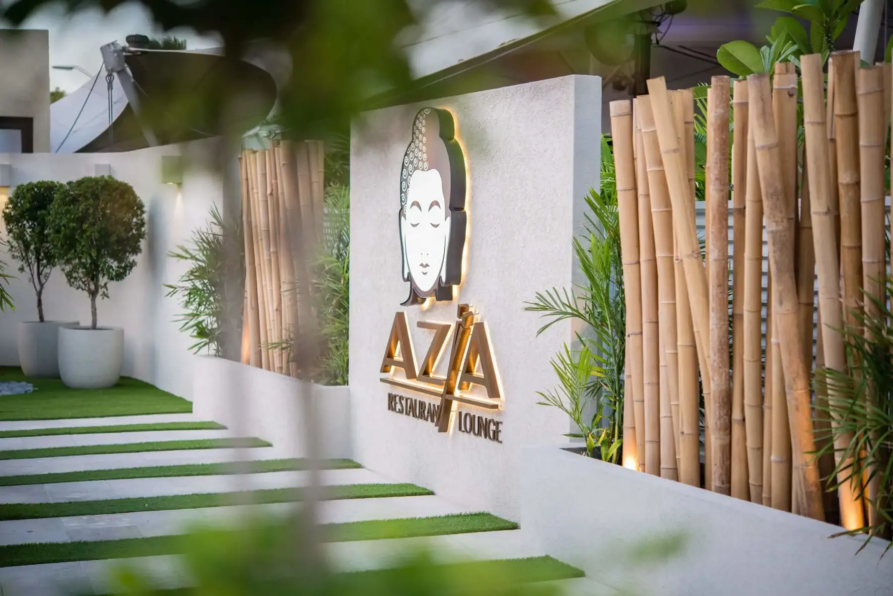 Azia Restaurant & Lounge