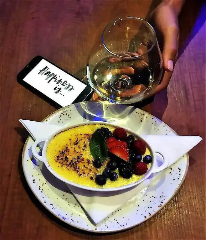 Fusion Restaurant Wine & Piano Bar (4)