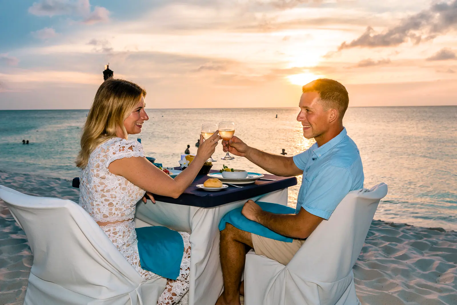 Passions on the Beach Aruba: Romantic Eagle Beach Dining