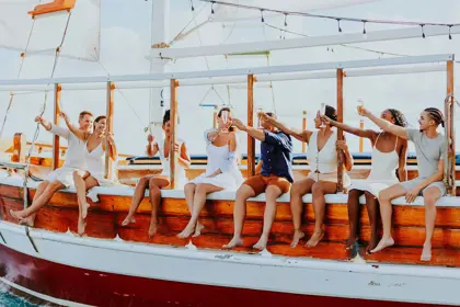 Exclusive_Dinner_Cruise_Pelican_Adventures_(8)_-_verkleind