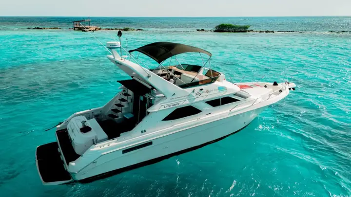 Privébootverhuur | The Midnight Sun Aruba 