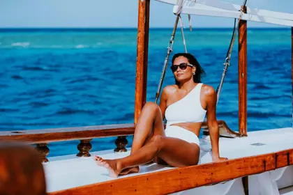 Luxury_Lagoon_Cruise_(8)_-_verkleind