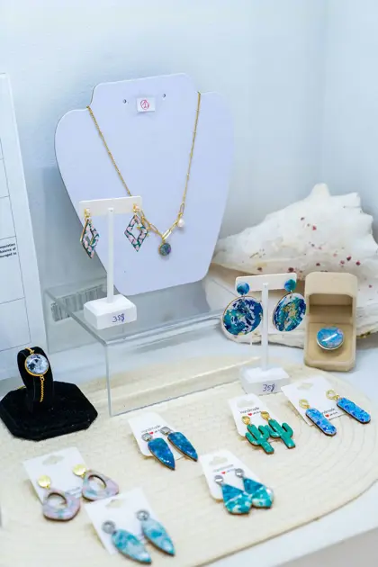 Mitzi_Mitzi_(1)_-_verkleind