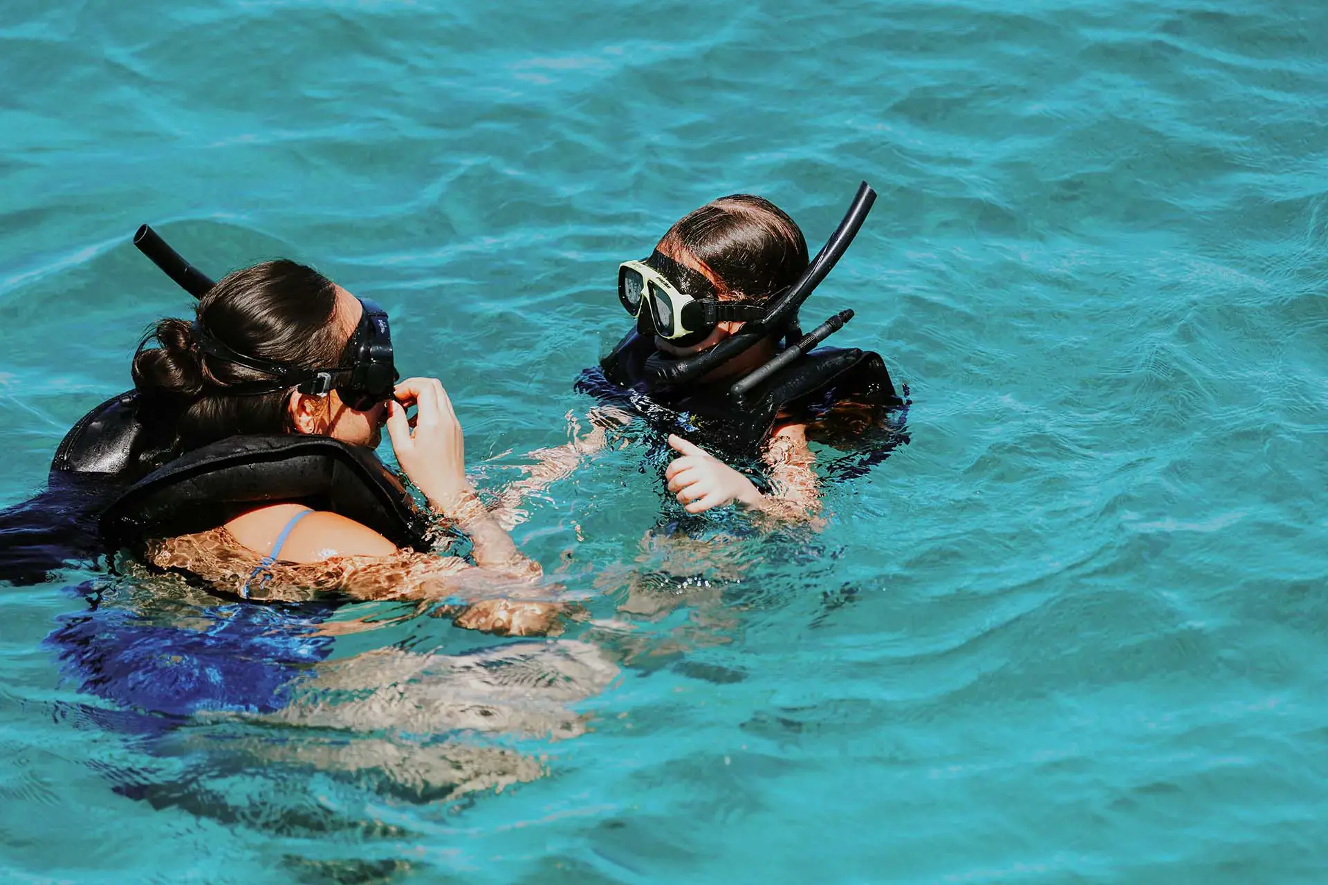 Sailing_&_Snorkeling_Cruise_(12)_-_verkleind