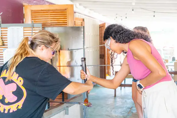 Voorbij het Strand: Creatieve, Ontspannende en Culturele Dingen om te Doen in Aruba
