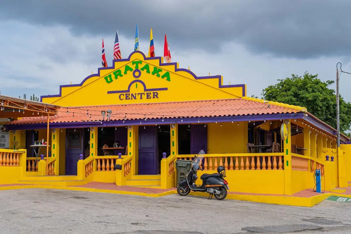Urataka Center Aruba