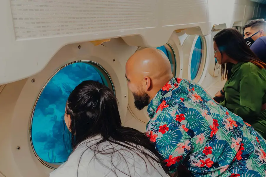 Atlantis_Submarine_De_Palm_Tours_1_verkleind