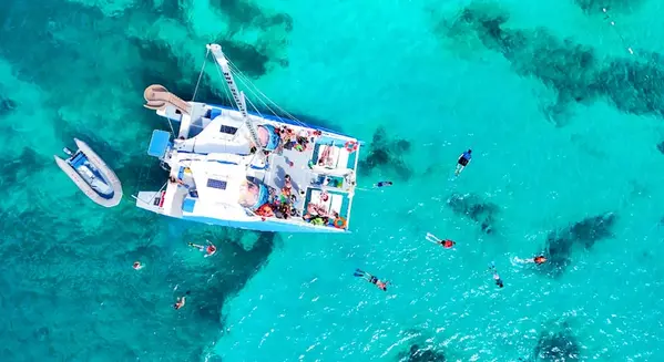 Seu guia definitivo de aventuras aquáticas em Aruba! 